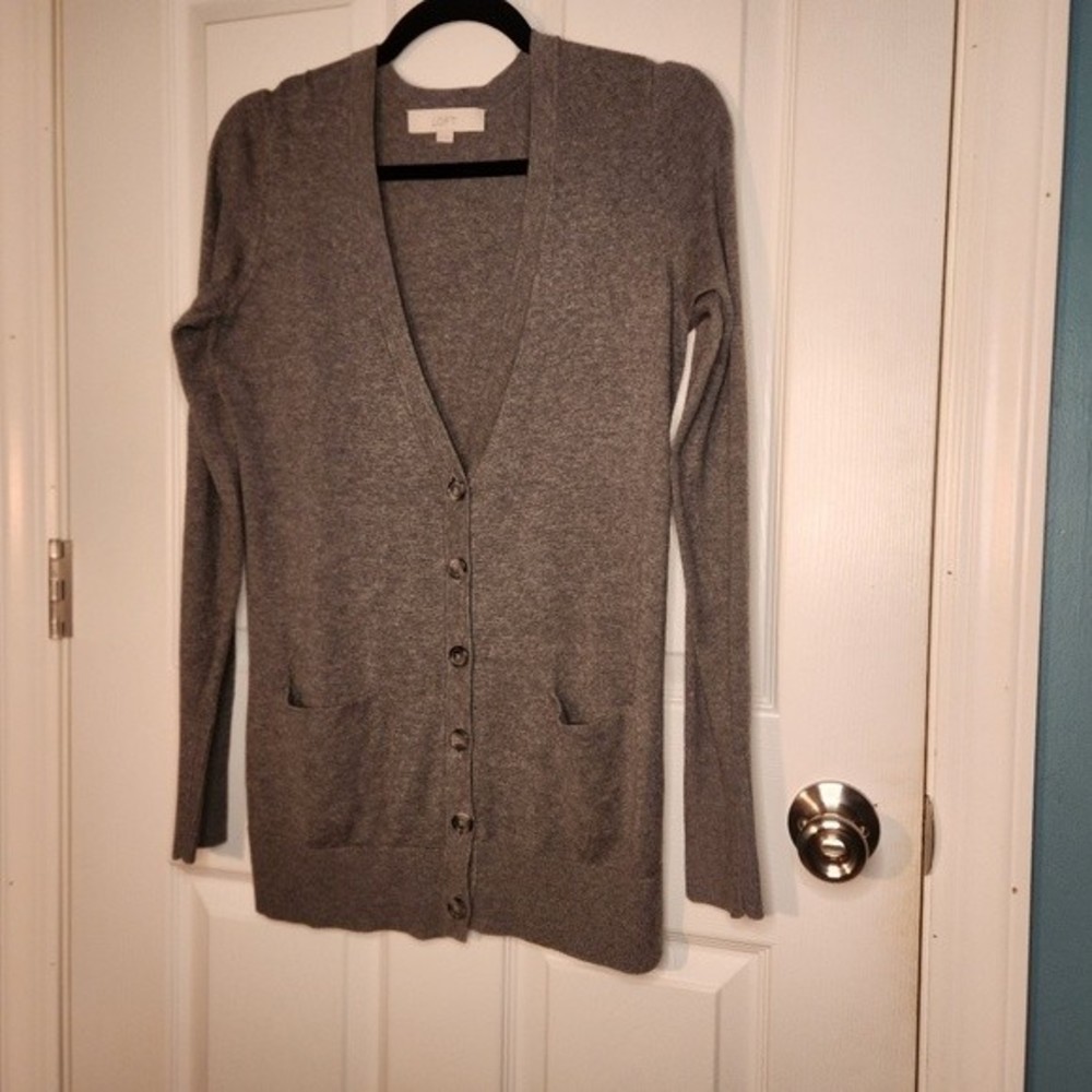 Loft Womens Cardigan Sweater Gray Long Sleeve V Neck Knit W/Pockets Button up